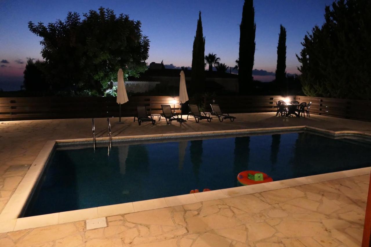 Villa Lilly à Peyia Extérieur photo