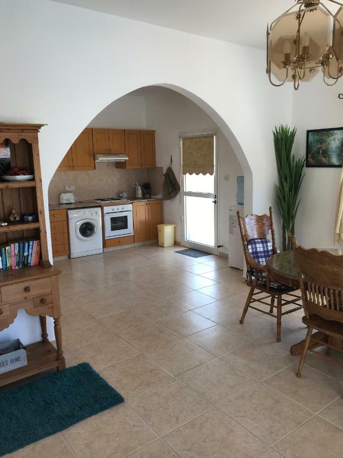 Villa Lilly à Peyia Extérieur photo