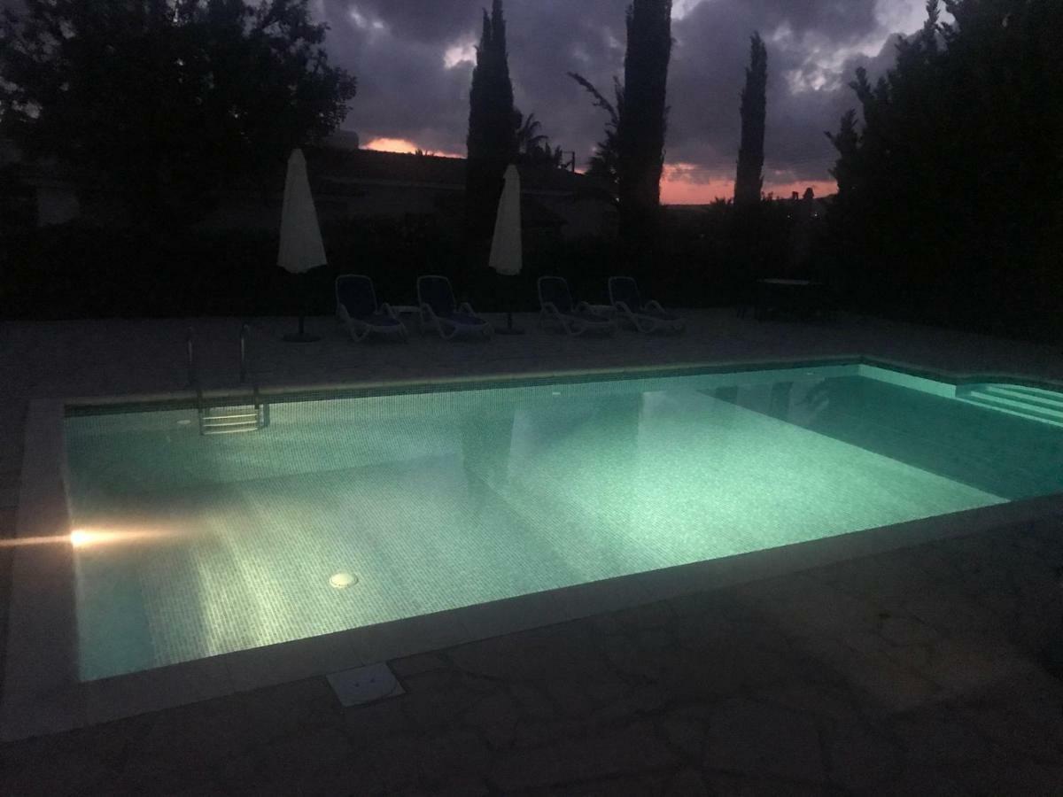 Villa Lilly à Peyia Extérieur photo